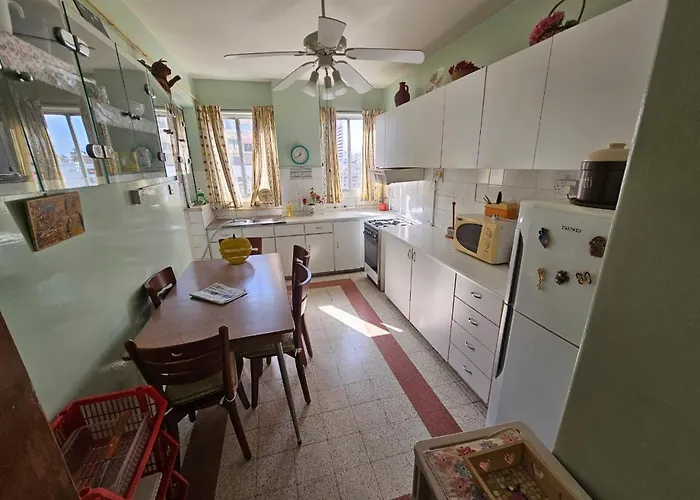 Apartamento Beautiful In Center Of With Views Nicosia